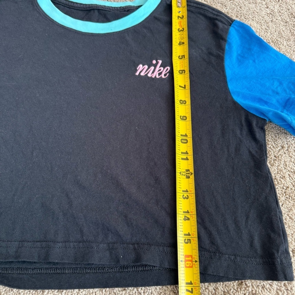 Nike Women's Sportswear Cotton Colorblocked Cropped T-Shirt S - Picture 4 of 9